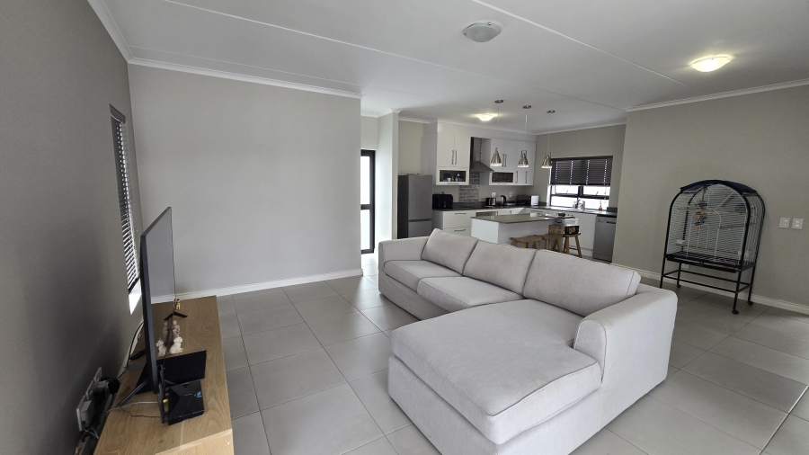 To Let 3 Bedroom Property for Rent in Groot Phesantekraal Estate Western Cape